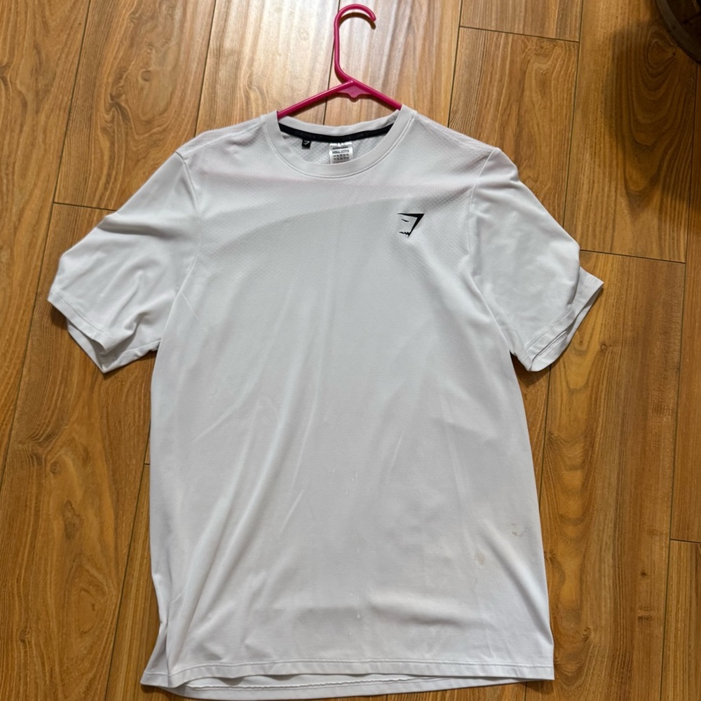 Gymshark - short sleeve - white - size large